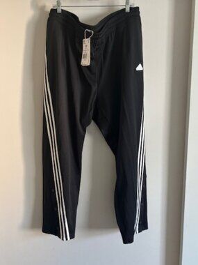 Adidas Track Pants with 3 snaps on the bottom NWT 3X